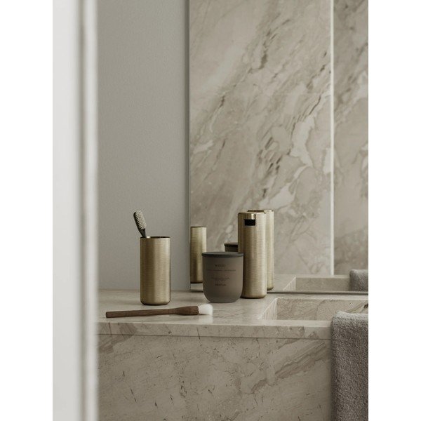 Illatos szójaviasz gyertya égési idő 35 ó Tuoksu Wood – Blomus-image-2