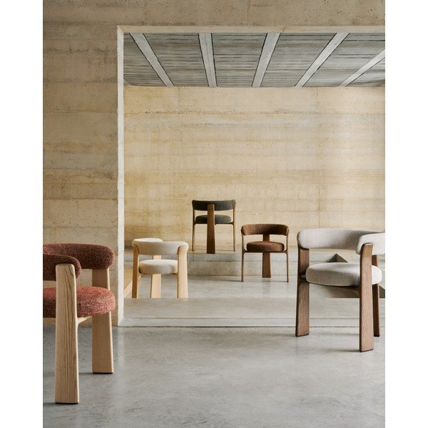 Barna kőrisfa karfás étkezőfotel Granite – Kave Home-image-3