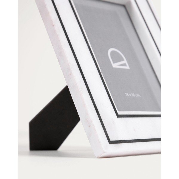 Fehér kő álló képkeret 20x25 cm Vittoria – Kave Home-image-3