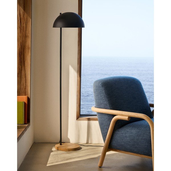 Fekete-natúr színű állólámpa fém búrával (magasság 150 cm) Catlar – Kave Home-image-1