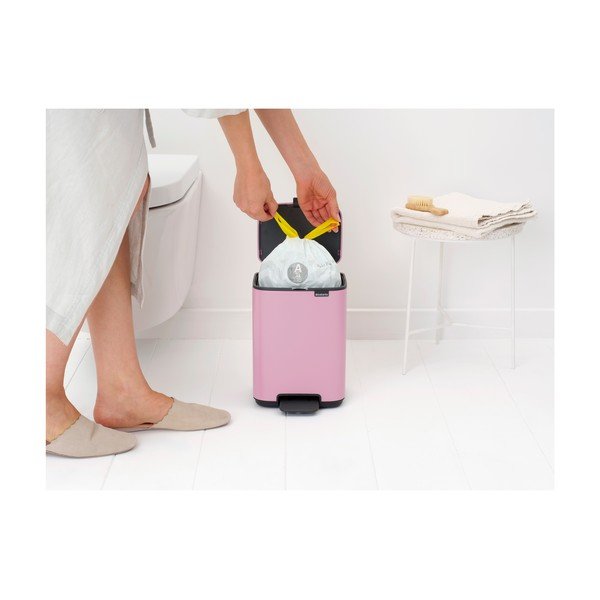 Rózsaszín acél pedálos szemetes 4 l Bo – Brabantia-image-2