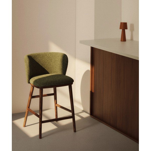Sötétzöld kárpitozott bárszék (ülésmagasság 75 cm) Ciselia – Kave Home-image-1
