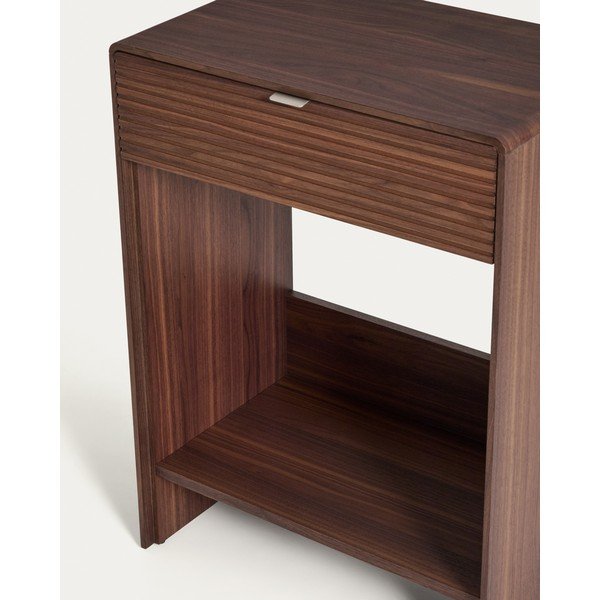 Sötét natúr színű komód diófa dekorral 60x81x37 cm Norlen – Kave Home-image-3