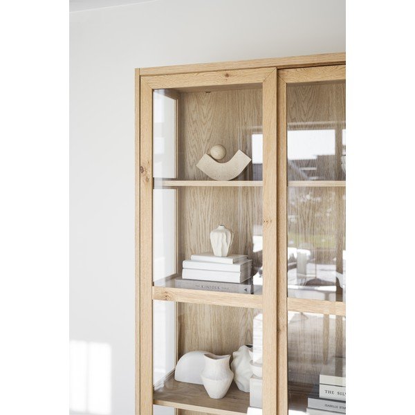 Natúr színű tálalószekrény tolóajtóval, tölgyfa dekorral 100x203 cm Hazelton – Rowico-image-1