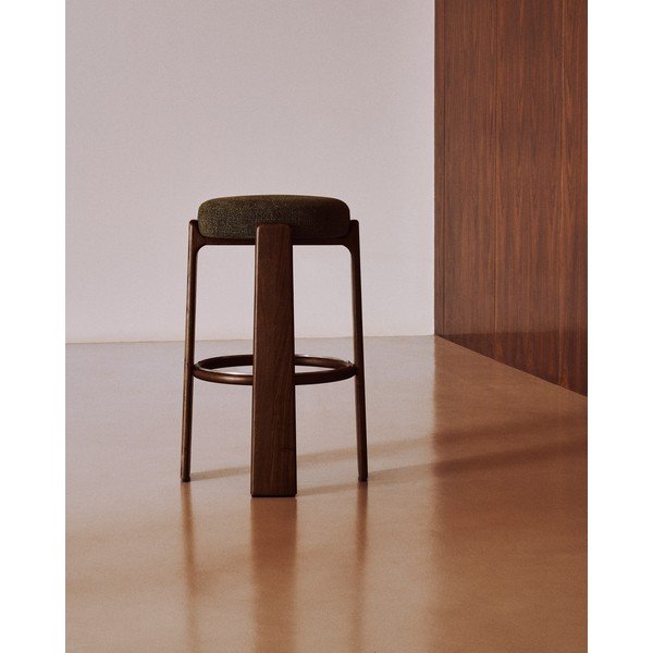 Zöld-sötét natúr színű kőrisfa bárszék (ülésmagasság 75 cm) Granite – Kave Home-image-1