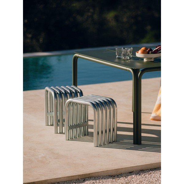 Ezüstszínű fém kerti szék Nokk – noo.ma-image-1