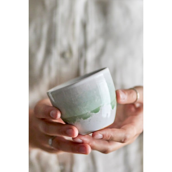 Világoszöld agyagkerámia csésze 195 ml Paula – Bloomingville-image-1