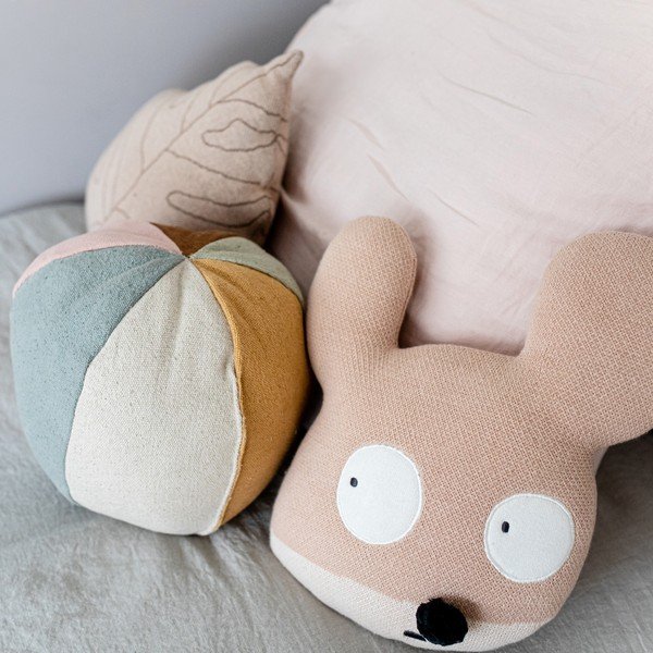 Gyerek párna Ball – Lorena Canals-image-1