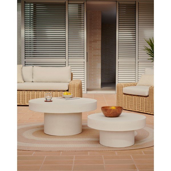 Beton kerek kerti dohányzóasztal ø 90 cm Aiguablava – Kave Home-image-1