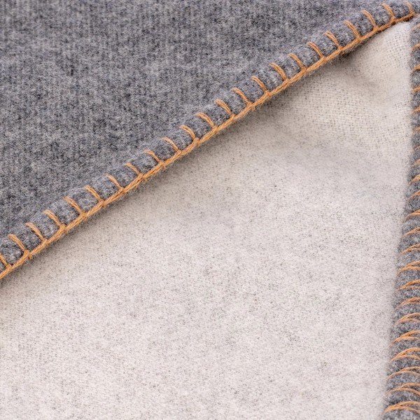 Szürke gyapjúkeverék takaró 145x200 cm Ahwi – Blomus-image-1