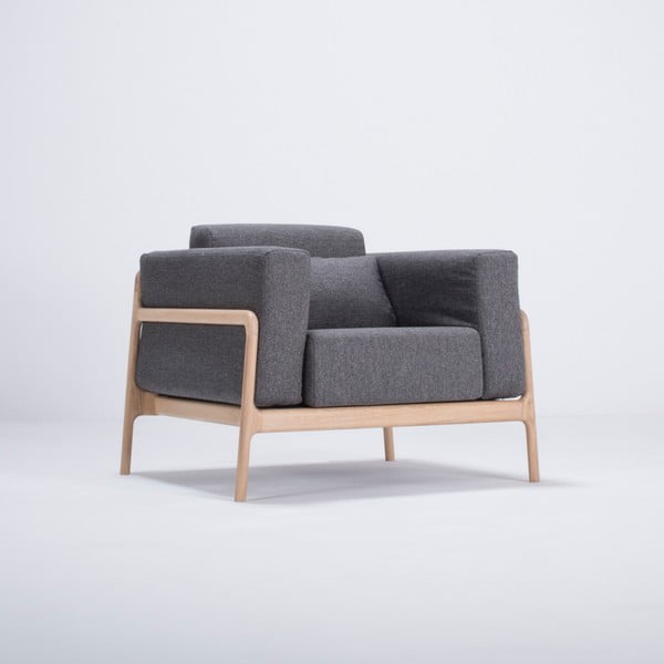 Fawn tölgyfa fotel sötétszürke szövet ülőrésszel - Gazzda