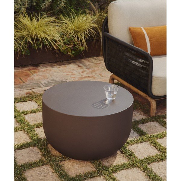 Beton kerek kerti dohányzóasztal ø 60 cm Garbet – Kave Home-image-1