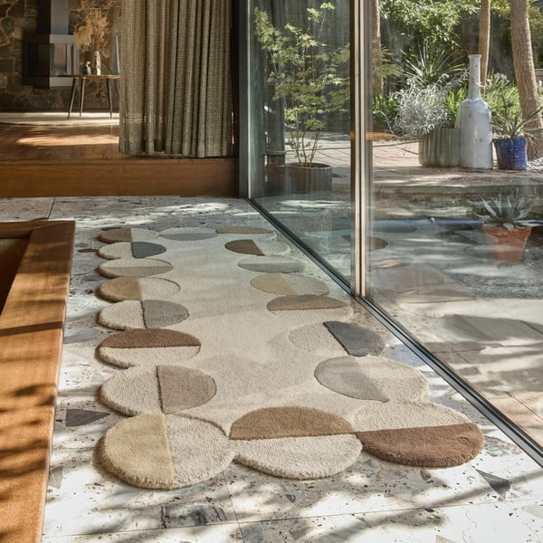 Szürkésbézs kézi szövésű gyapjú futószőnyeg 80x230 cm Mia Scallop Frame – Flair Rugs-image-1