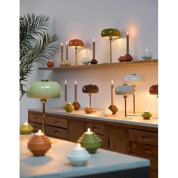 Narancssárga asztali lámpa fém búrával (magasság 40 cm) Surin – Light & Living-image-1