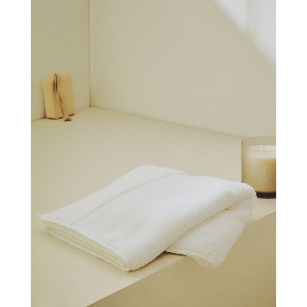 Fehér frottír pamut törölköző 30x50 cm Olvira – Kave Home-image-1
