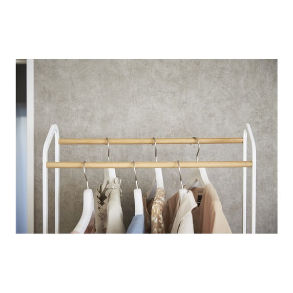 Fehér fém gurulós ruhatartó állvány Tower – YAMAZAKI-image-4