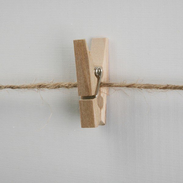 Clip White faliújság fényképekre - Versa-image-1