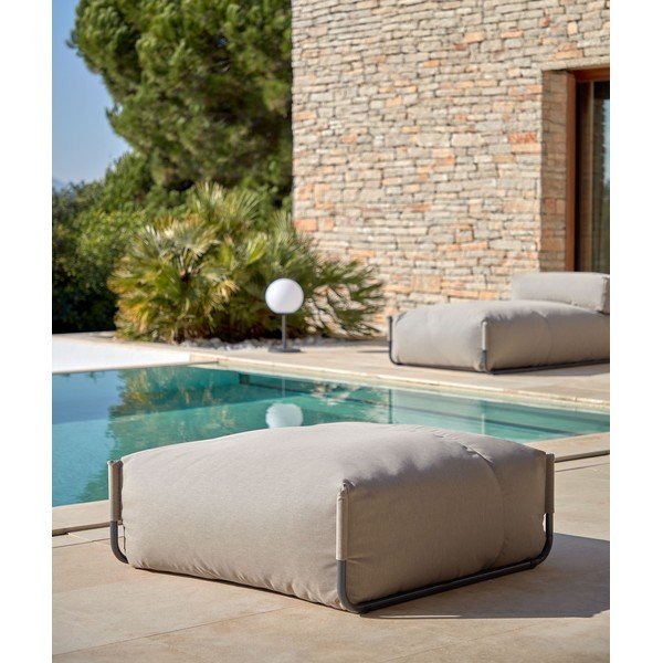 Zöld kerti puff Square – Kave Home-image-1