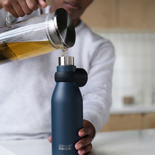 Sötétkék rozsdamentes acél utazó ivópalack 500 ml Loop – Joseph Joseph-image-1