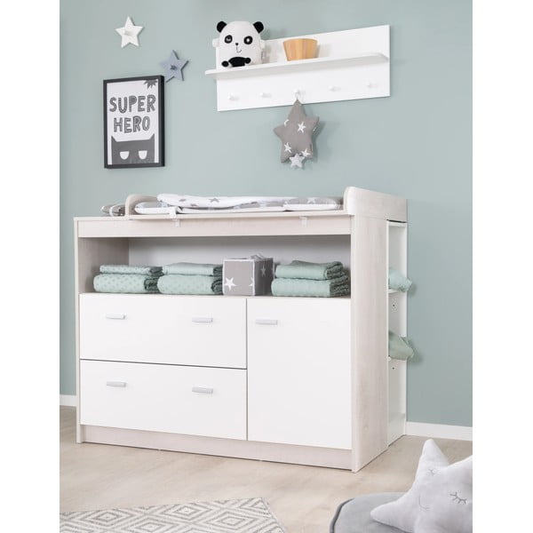 Fehér alacsony gyerek komód pelenkázó feltéttel tölgyfa dekorral 117x98 cm Julia – Roba-image-1