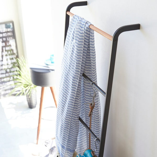 Tower Ladder fekete dekoratív létra bükkfa részletekkel - YAMAZAKI-image-2