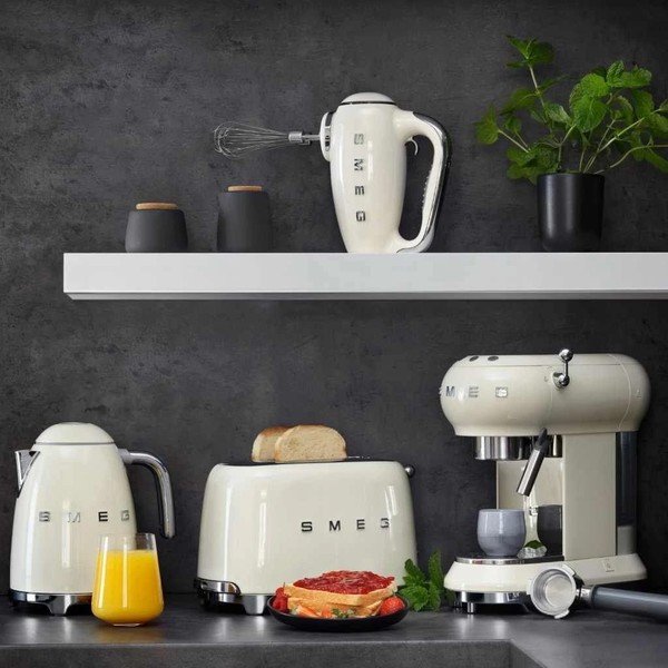 Krémfehér kenyérpirító - SMEG-image-1