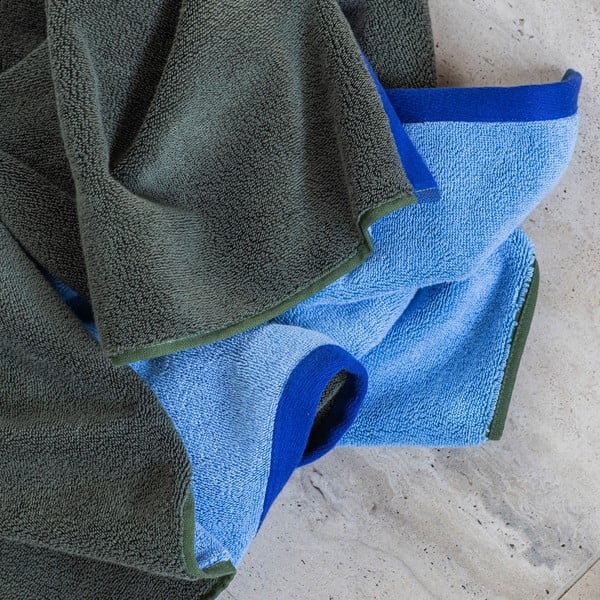 Sötétzöld-kék frottír bio pamut törölköző 50x90 cm Soft – Mette Ditmer Denmark-image-1