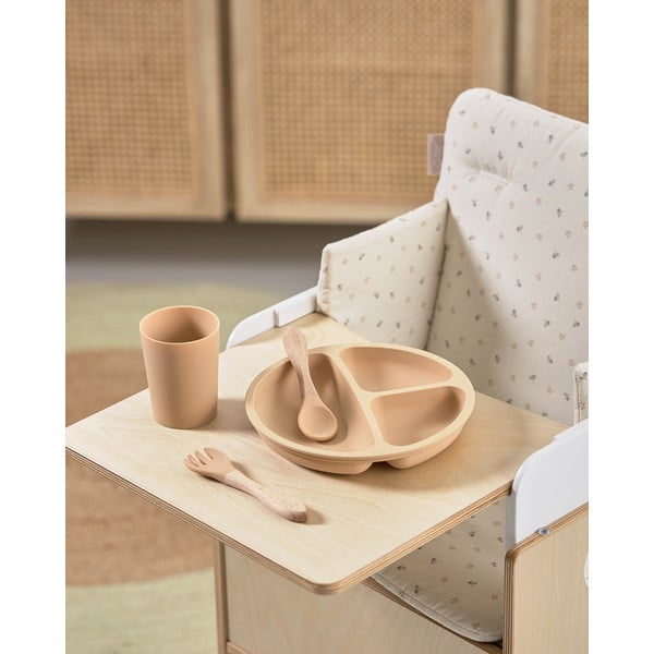 Natúr színű etetőszék tálca Nuun – Kave Home-image-1