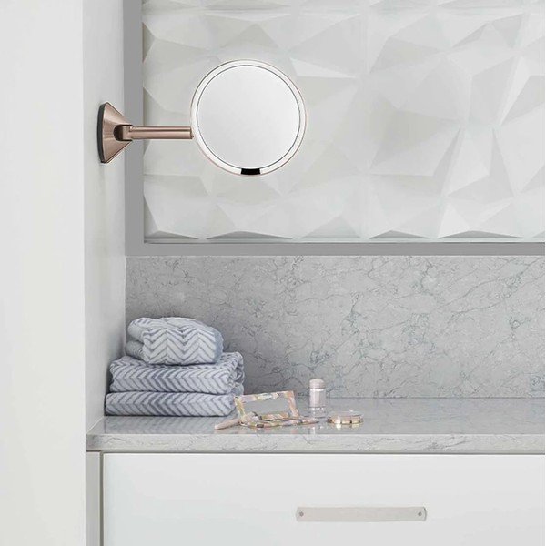 Fali-kozmetikai tükör világítással-nagyítós (ötszörös) ø 20 cm Sensor – simplehuman-image-1