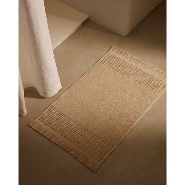 Barna fürdőszobai kilépő 50x70 cm Yeni – Kave Home-image-1