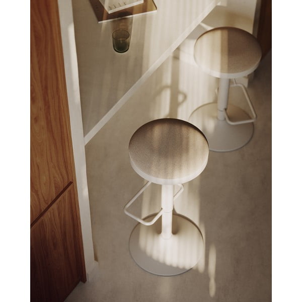 Bézs kárpitozott állítható magasságú bárszék szett 2 db-os (ülésmagasság 53,5 cm) Zaib – Kave Home-image-1