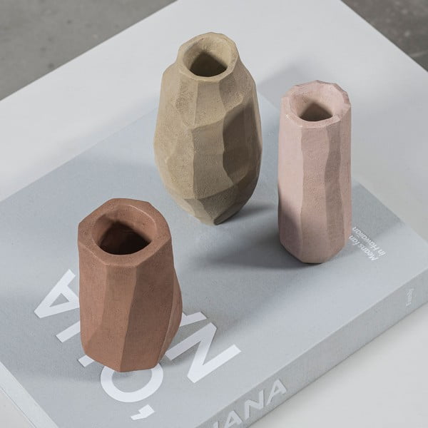 Rózsaszín poligyanta váza (magasság 15,5 cm) Nuki – Mette Ditmer Denmark-image-3