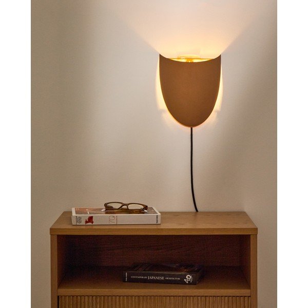 Terrakotta színű konnektorhoz csatlakoztatható fali lámpa Nibla – Kave Home-image-1