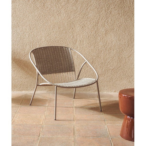 Szürkésbarna kerti fotel Atrani – Kave Home-image-1