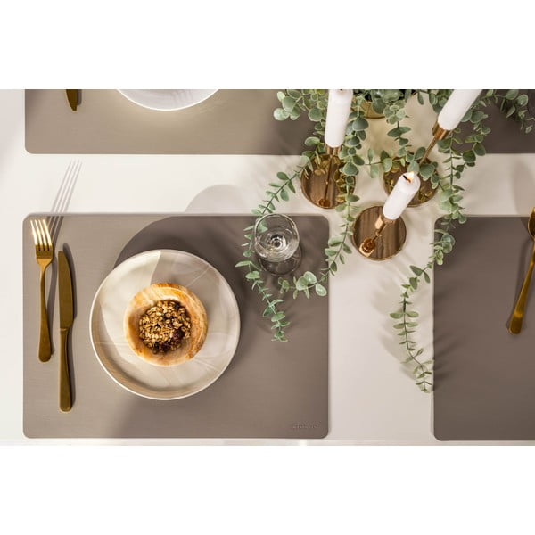 Titane szürkésbézs tányéralátét újrahasznosított bőrből, 33 x 45 cm - ZicZac-image-1