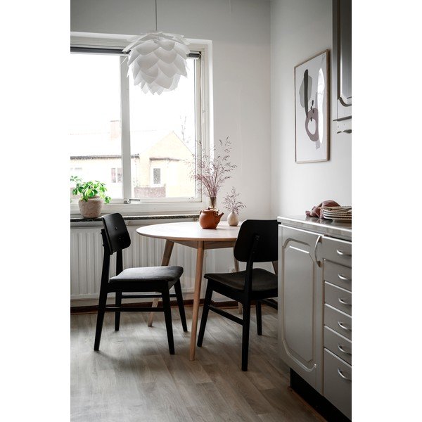 Kerek étkezőasztal tölgyfa dekoros asztallappal 115x115 cm Yumi - Rowico-image-2