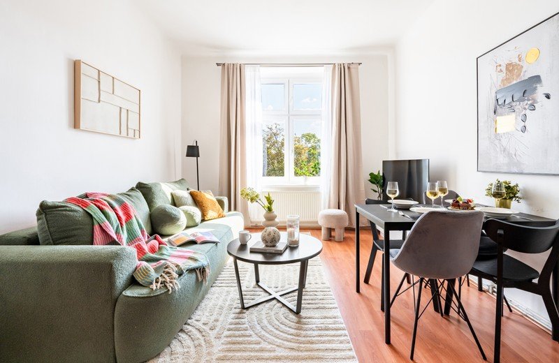 Színek és otthonosság egy kiadó lakásban