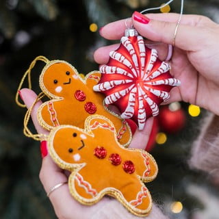 Egyéb karácsonyfadíszek Apró karácsonyi dekorációk