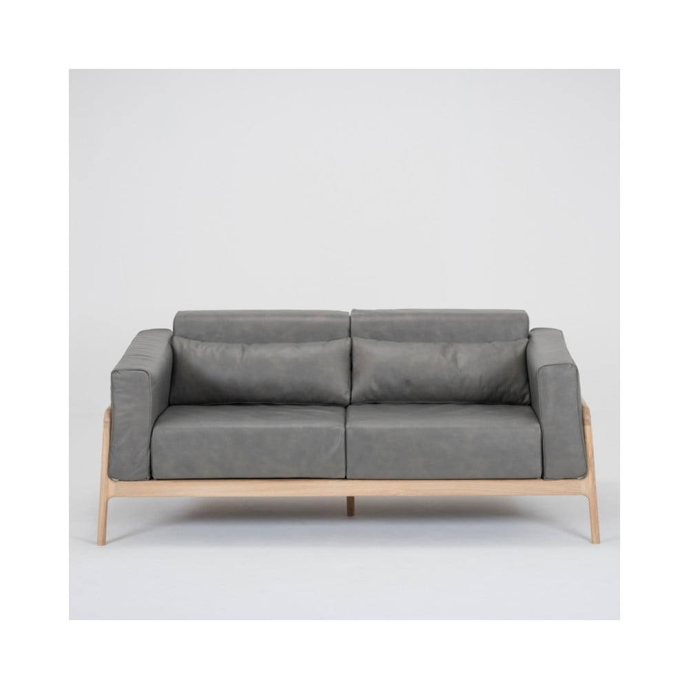 Fawn szürke kanapé bivalybőrből, tömör tölgyfa szerkezettel, 180 cm - gazzda