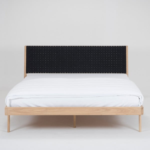 Fawn tömör tölgyfa ágy fekete fejtámlával, 160 x 200 cm - Gazzda