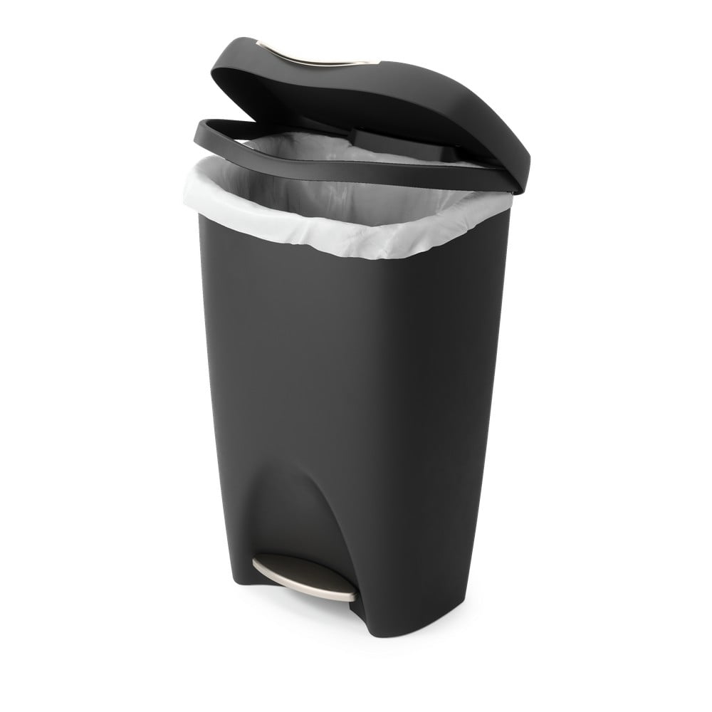 Fekete műanyag pedálos szemetes 50 l Brim – Umbra