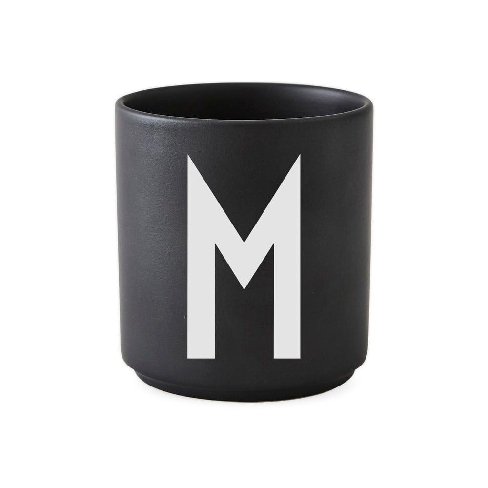 Alphabet M fekete porcelánbögre, 250 ml - Design Letters