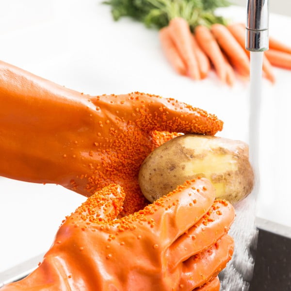 Narancssárga zöldségtisztító kesztyű - InnovaGoods